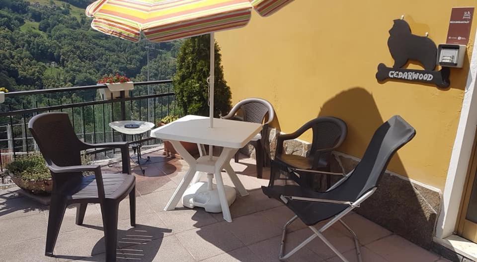 Cedarwood Bed and Breakfast Premana Εξωτερικό φωτογραφία